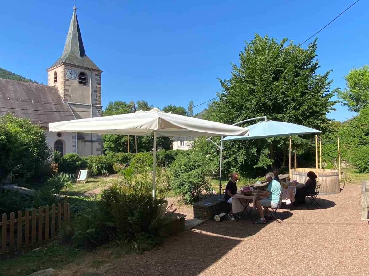 Bed and Breakfast La Petite Chouette Rochesson Exterior foto